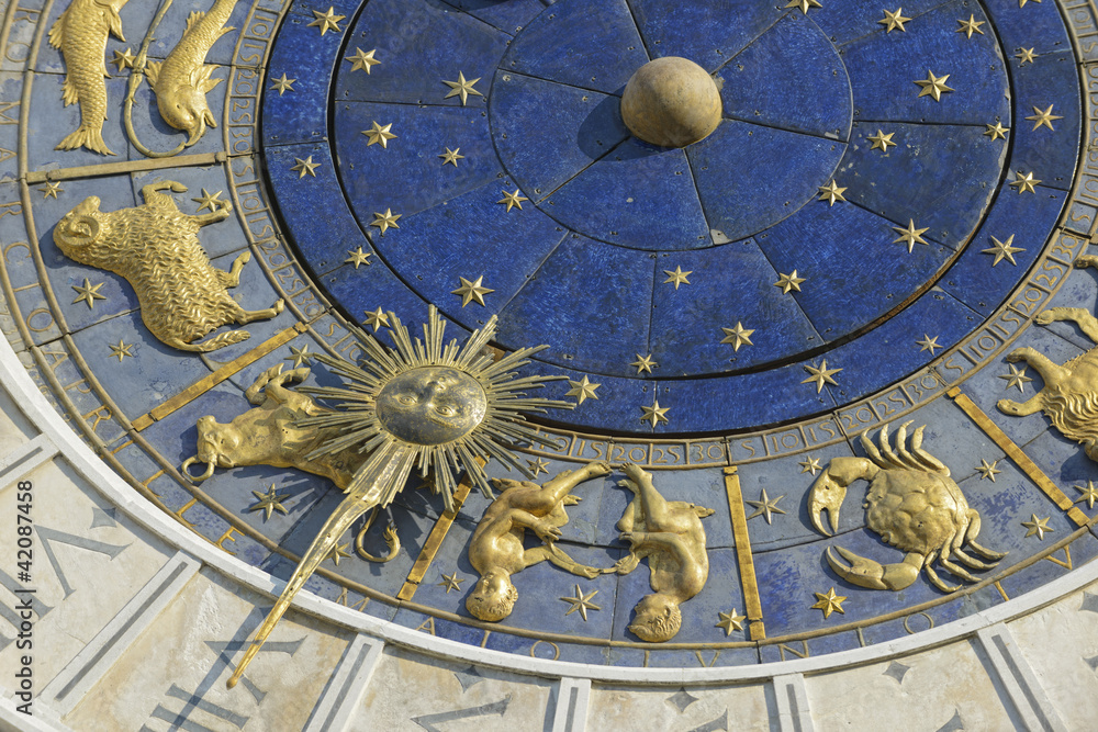 Naklejka premium Venice, Italy: Zodiacal Wall Clock