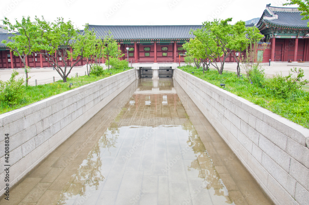 canal behind gyeongbokgung palace