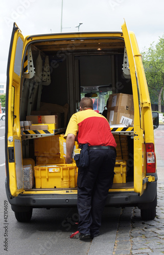 paket transport dienst