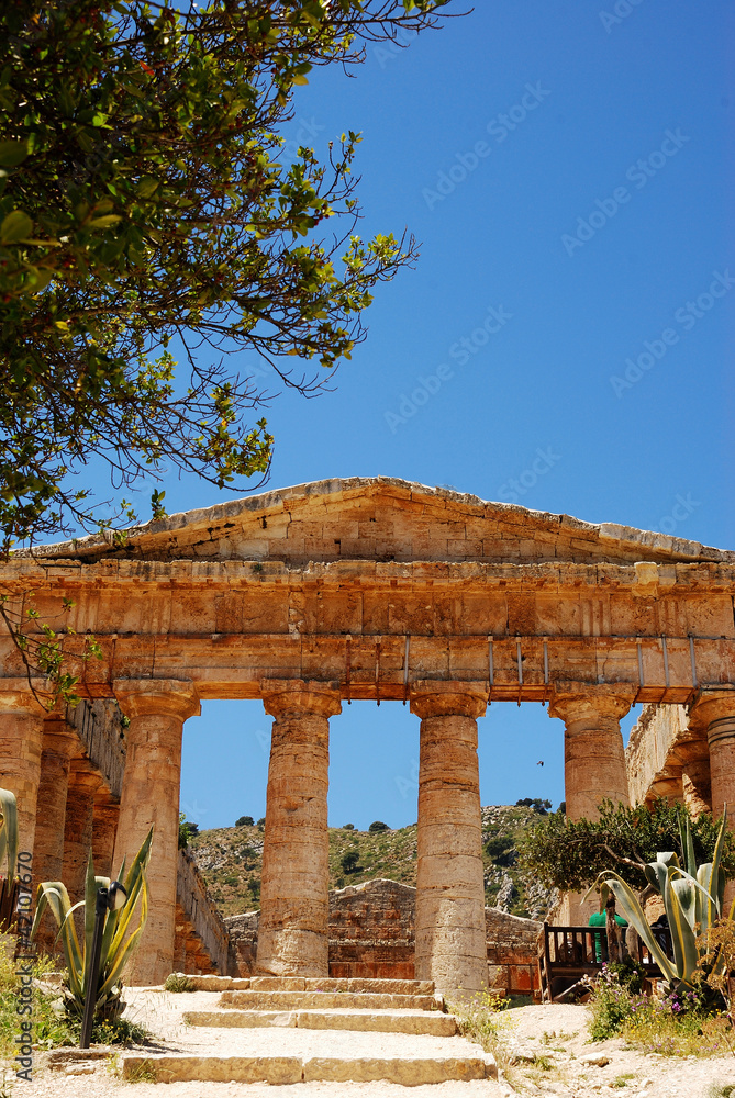 Obraz premium Segesta (Sicilia) tempio Greco