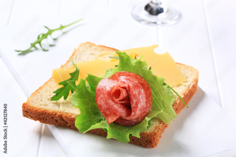 Bread with Swiss cheese and salami Bread with Swiss cheese and salami