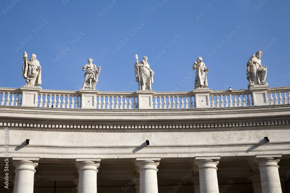 Rome - Bernini colonnade - detail