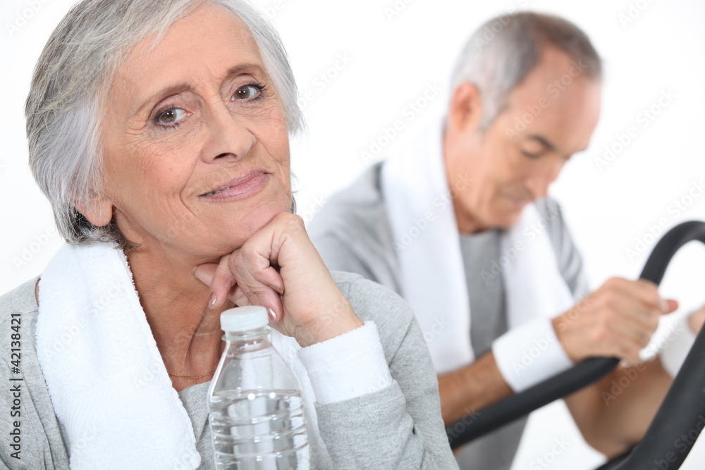 Obraz premium senior couple training