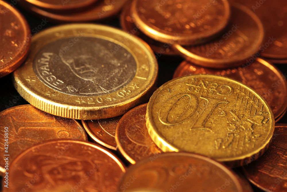 problems of economic crisis and the need to save problems of economic crisis and the need to save