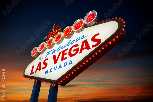 welcome to Fabulous Las Vegas Sign at sunset