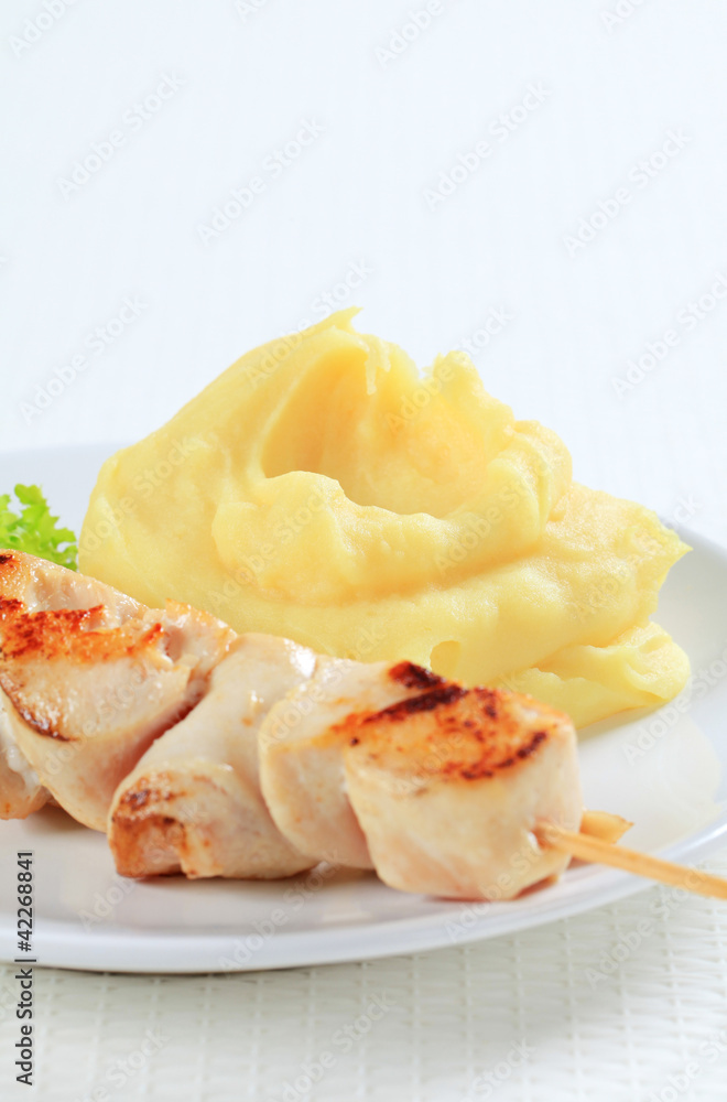 Chicken skewer and mashed potato Chicken skewer and mashed potato