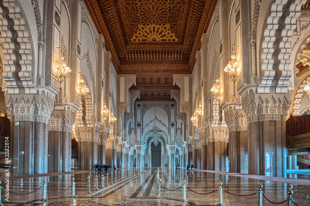 Obraz premium Hassan II Mosque interior corridor Casablanca Morocco
