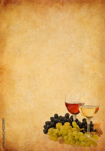 Schilderij op canvas wine in glass and grape on old paper background