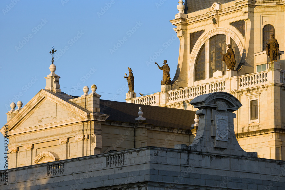 Obraz premium Almudena Cathedral Details in Madrid