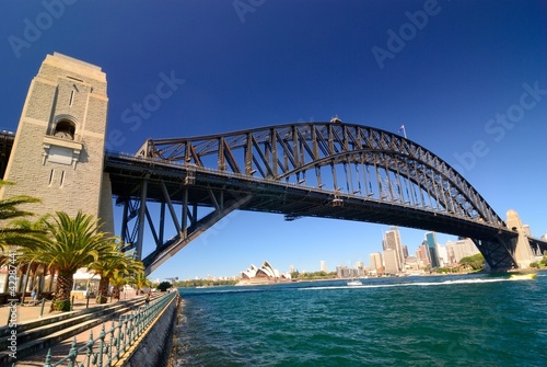 Sydney Harbour Skyline © Anthony Ngo