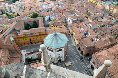 cremona - battistero photo