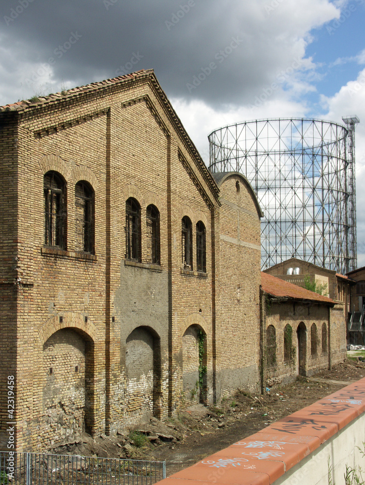 Obraz premium Roma, area industriale dismessa dell'Ostiense