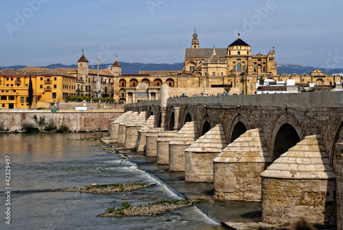 Puente romano de Córdoba photo