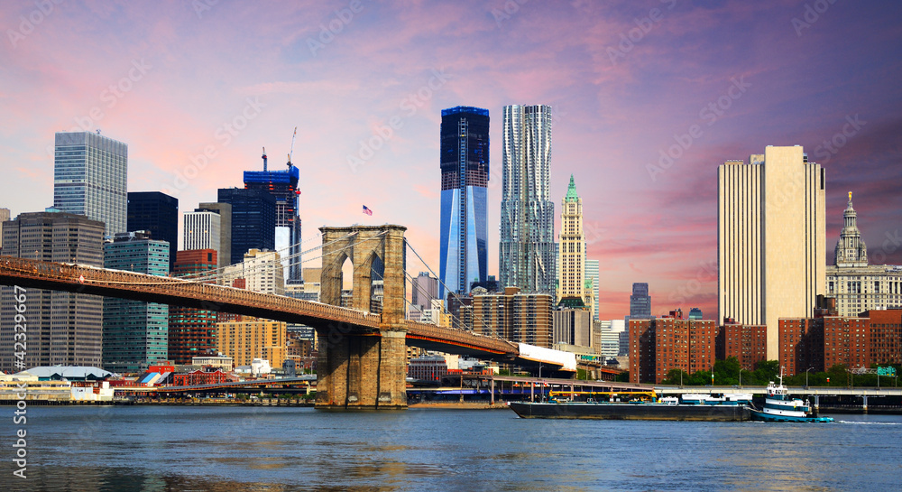 Fototapeta premium Brooklyn Bridge in New York