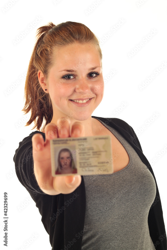 Frau mit Ausweis 5.12 Frau mit Ausweis 5.12