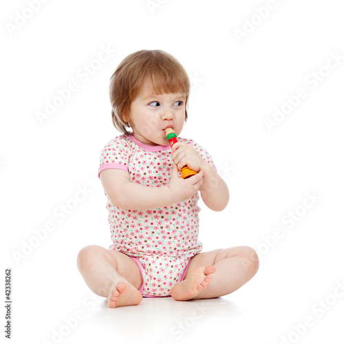 Funny sitting baby  with mu...