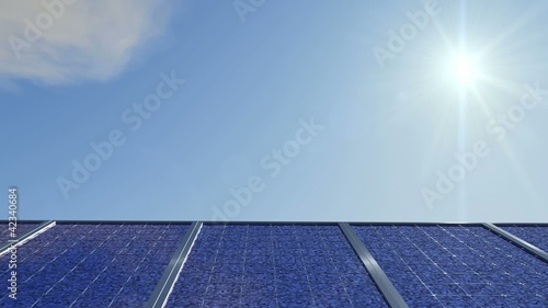 Solaranlage mit Zeitrafferwolken (FullHD, 30 FPS)