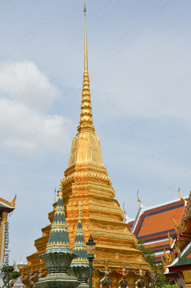 Fototapeta premium Promenade au Palais Royal à Bangkok