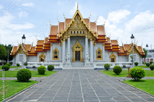 Wallpaper Mural The Marble Temple in Thailand Torontodigital.ca