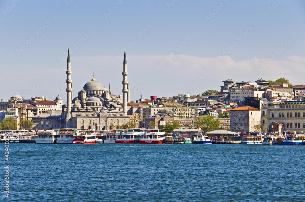 La mosquée Neuve vue de la Corne d'Or - Istambul
