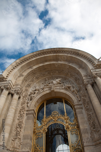 Doors of the Grand Palais in Paris © piccaya
