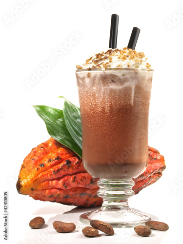 Kakaococktail mit Sahne