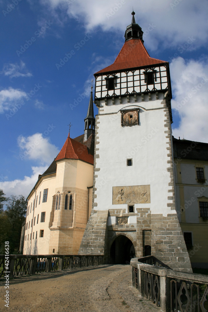 Blatna Castle gate