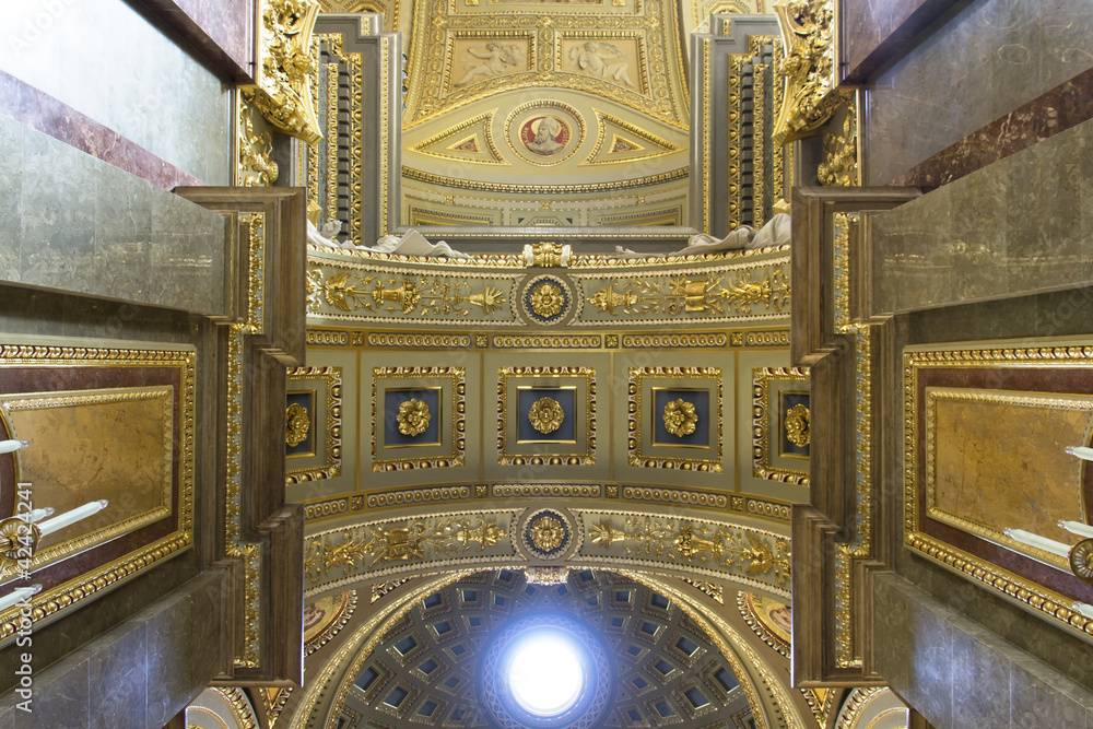 Fototapeta premium St. Stephen's Basilica, ceiling