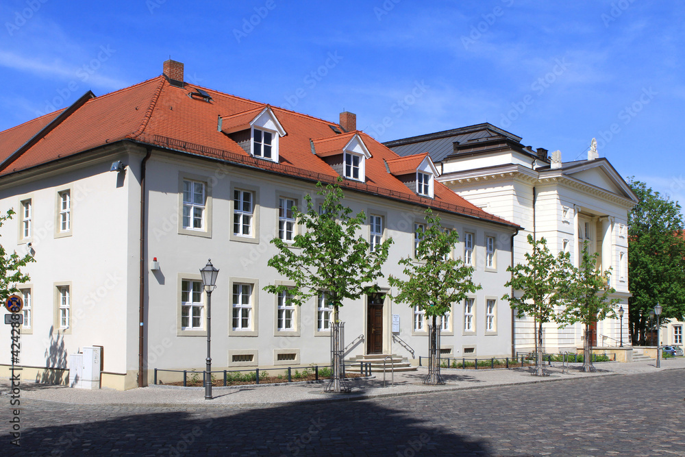 Gebäude der Stadt Bernburg und C.M.von Weber-Theater Gebäude der Stadt Bernburg und C.M.von Weber-Theater