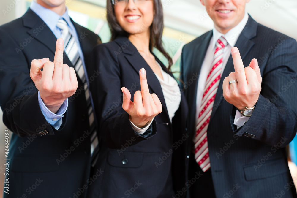 Business - Gruppe von Geschäftsleuten in Büro Business - Gruppe von Geschäftsleuten in Büro