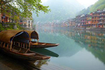 Wandcirkels China Oud Chinees stadje met traditionele huizen  © SJ Travel Footage
