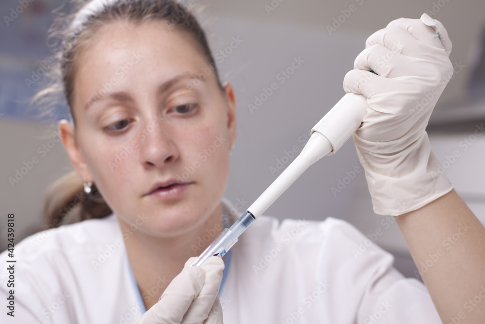 Naklejka premium Micro pipette with blood
