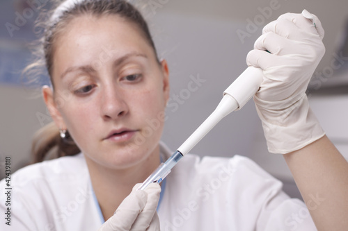 Micro pipette with blood