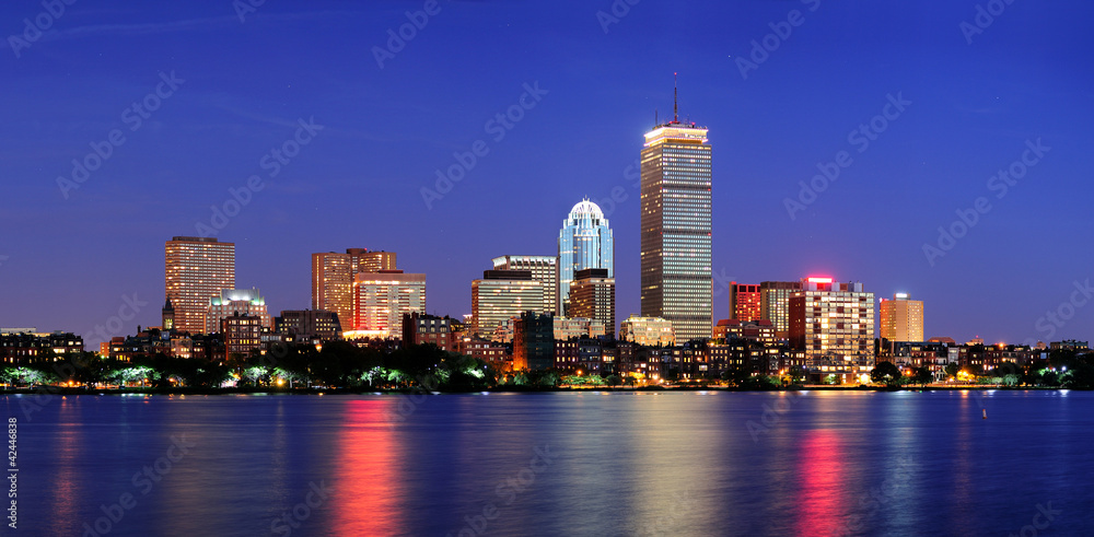Fototapeta premium Boston city skyline o zmierzchu