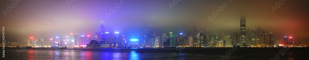 Fototapeta premium Hong Kong at foggy night