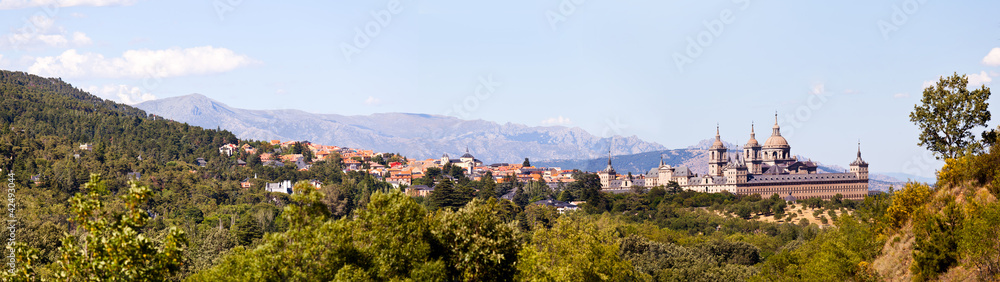 Fototapeta premium Landscape Panorama of El Escorial Village, Madrid