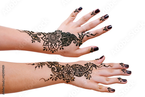 henna being applied to hands