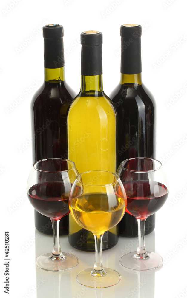 Fototapeta premium bottles and glasses of wine isolated on white