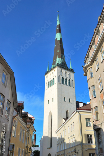 Tableau sur toile Tallinn, Estonia. St. Olaf  church