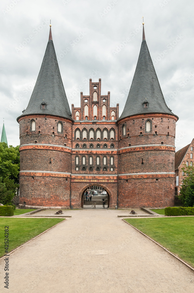 Lübeck - Holstentor Westseite