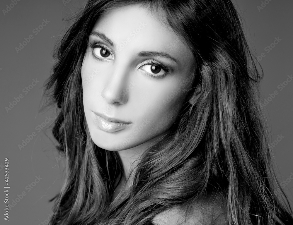Fototapeta premium beautiful brunette