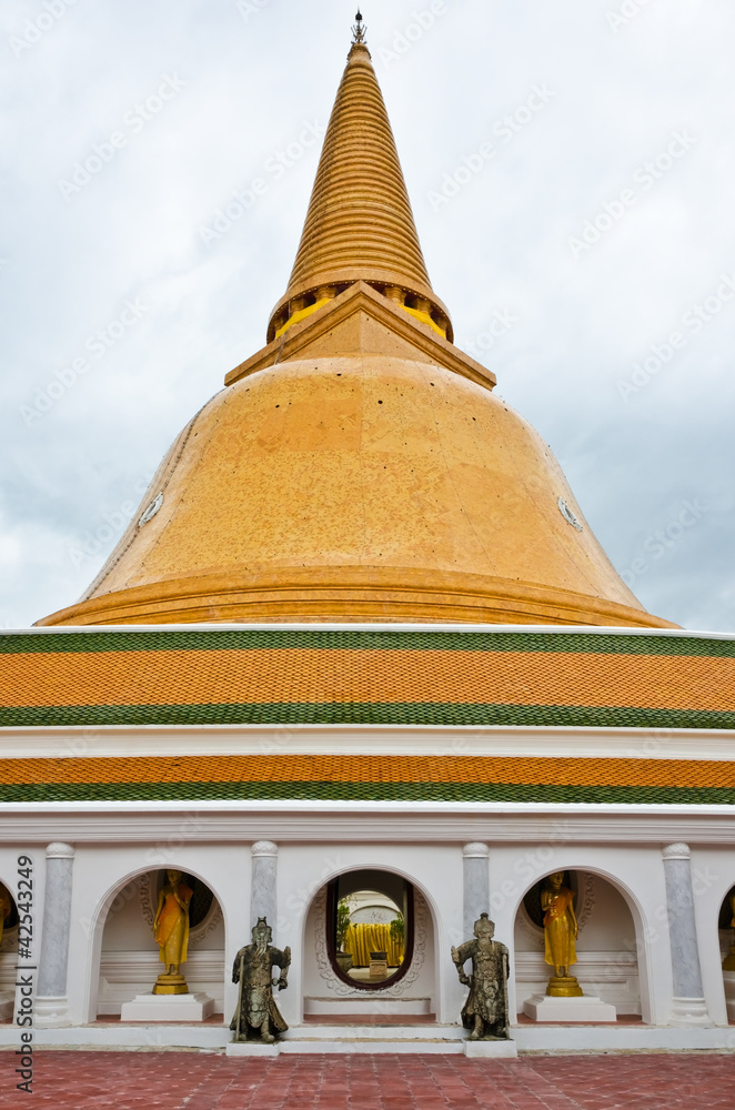 Phra Pathom Chedi, the tallest stupa in the world.Thailand.