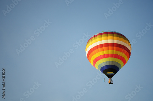 Colorful balloon © Goldsaintphoto