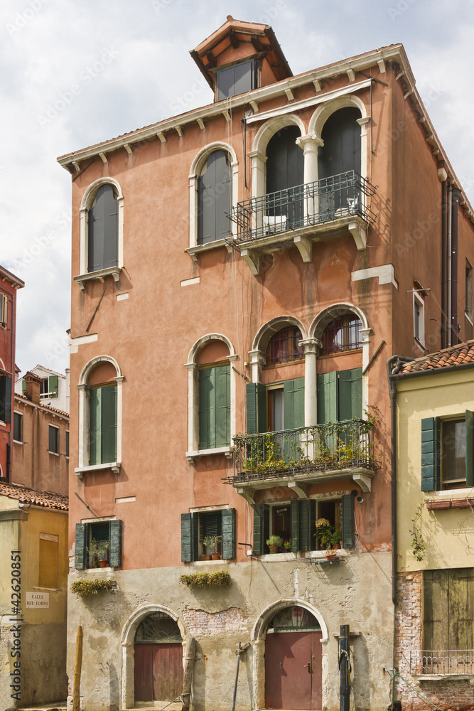 Obraz premium Beautiful Old Palace in Venice, Italy, Europe