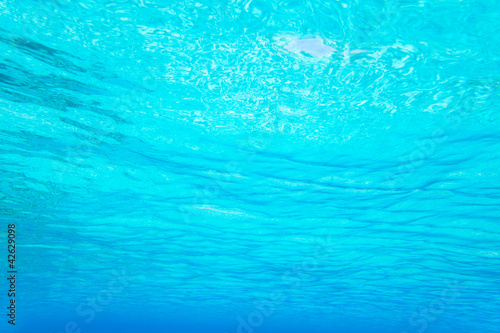 Fototapeta Naklejka Na Ścianę i Meble -  Blue turquoise underwater view of tropical beach