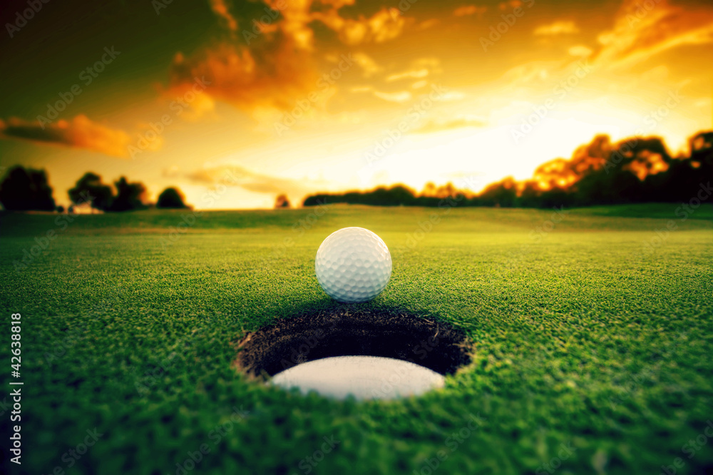 Golf Ball near hole - obrazy, fototapety, plakaty 