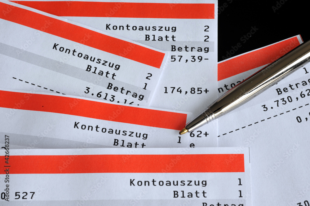 Kontoauszüge, Bank, Sparkasse, Girokonto Stock-Foto | Adobe Stock