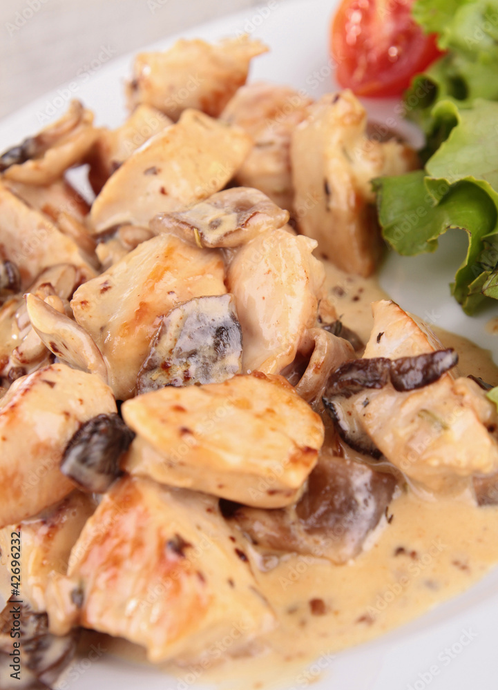 grilled meat with cream and mushrooms grilled meat with cream and mushrooms