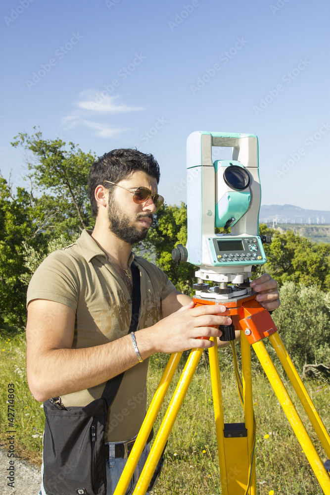 Geometra e Rilievi Topografici in campagna