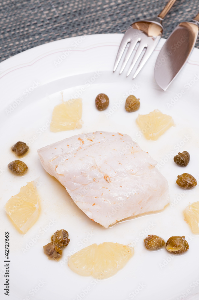 Zanderfilet mit Zitrone und Kapern Zanderfilet mit Zitrone und Kapern